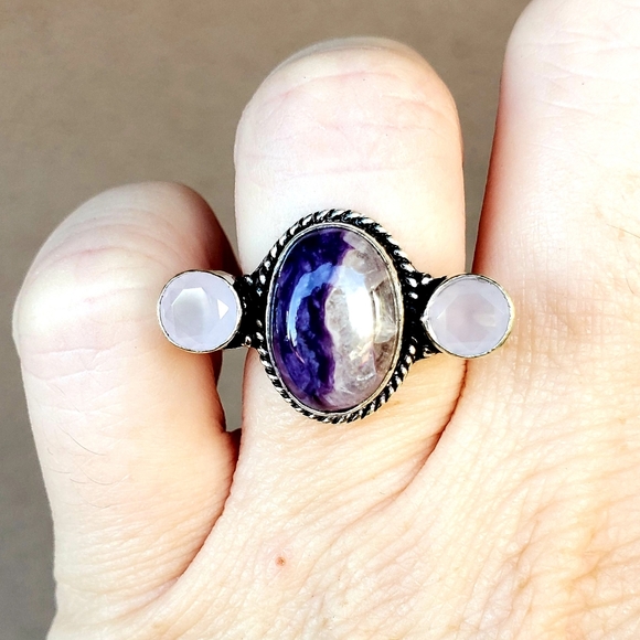 New Charoite & Chalcedony Silver Ring. - Picture 4 of 12